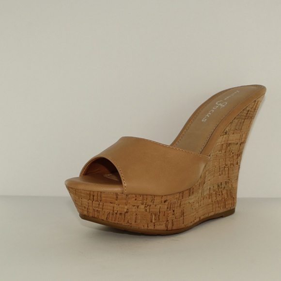 New Without Box ✨️Elegant Tan Wedge Sandals - Picture 2 of 2